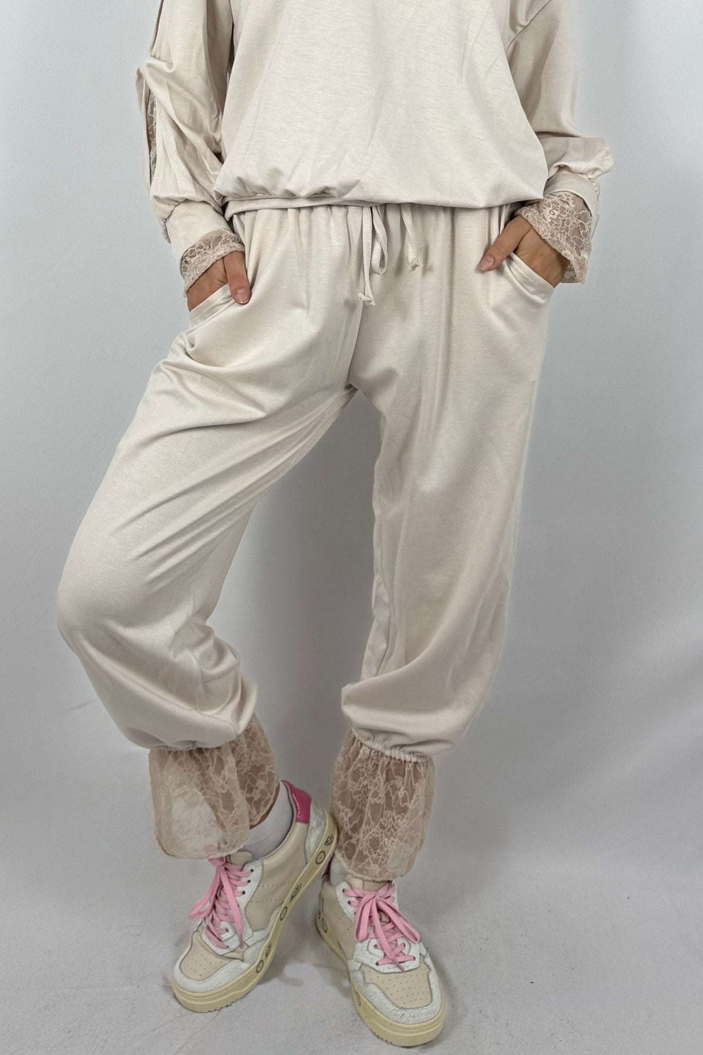 Damen Hose mit Spitze – Oversize-Beige