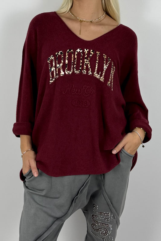 Oversize Shirt „BROOKLYN“ mit V-Ausschnitt – Bordeaux