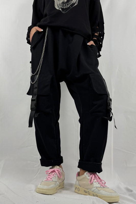 Cargo Jogpants mit Kette & Taschen –Schwarz