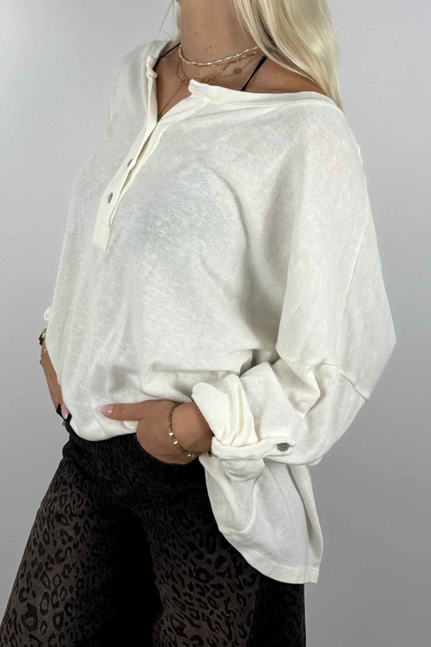 Oversize Shirt mit Knopfleiste-Weiß