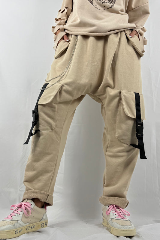 Cargo Jogpants mit Kette & Taschen –Beige
