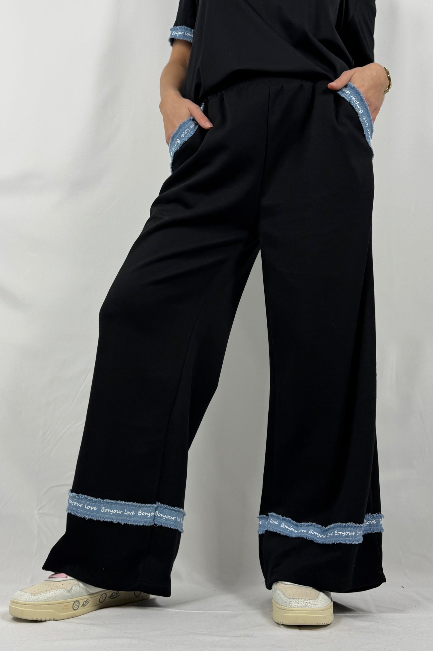 Damen Wide Leg Hose mit Bonjour Love Detail-Schwarz