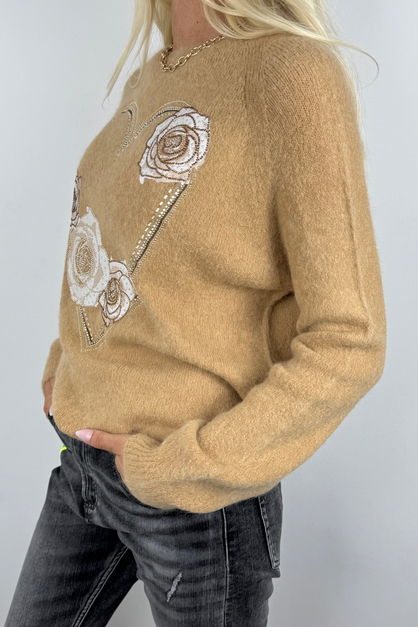 Pullover mit Herz- und Rosen-Design-Cammel