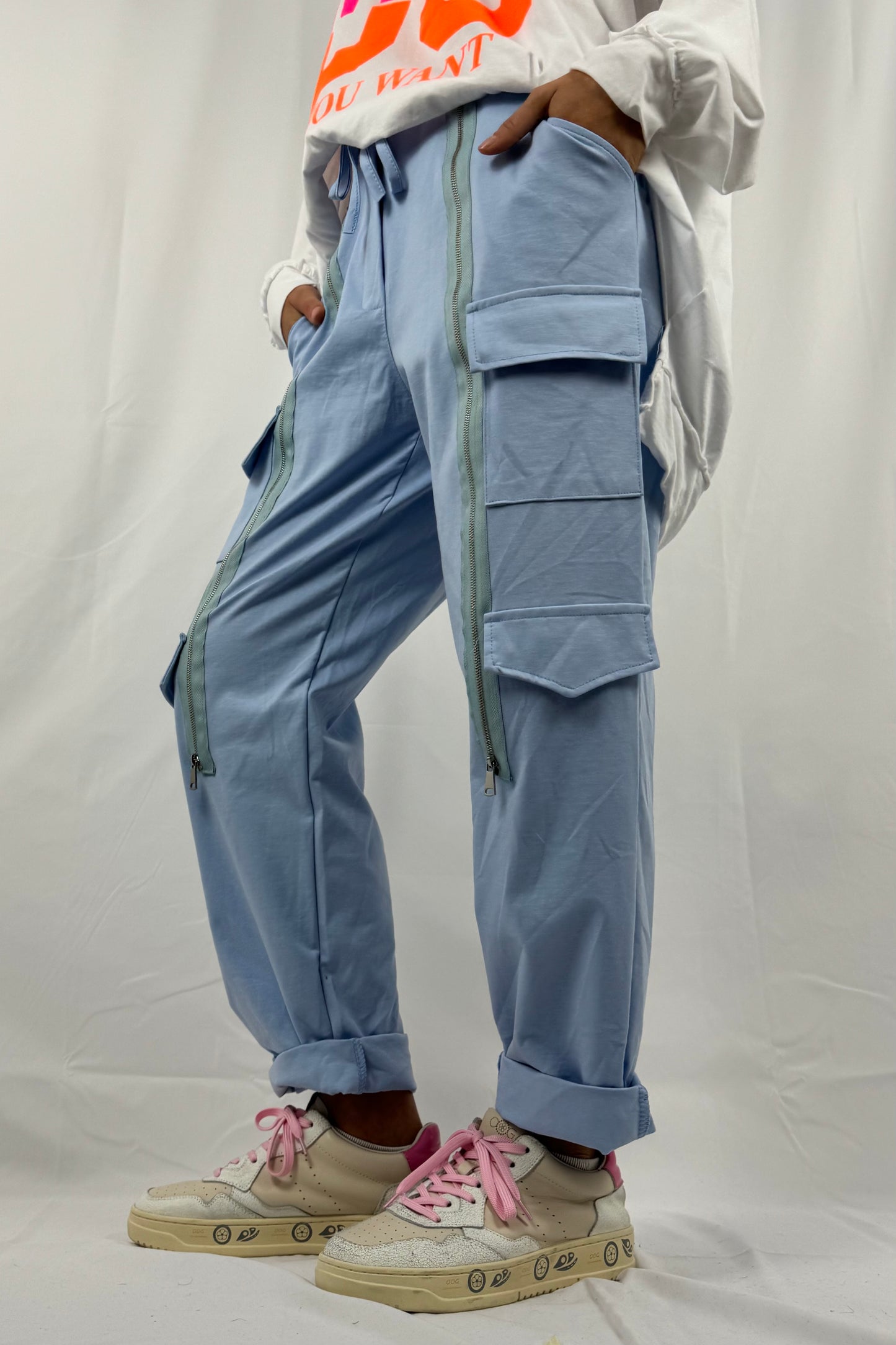 Hose mit Elastikbund, Zipper-Details & Taschen-Hell Blau