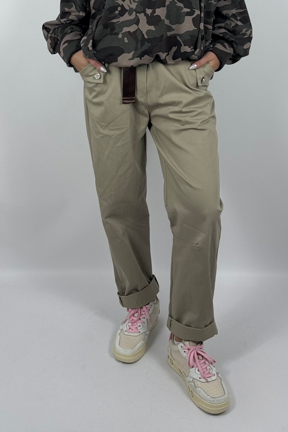 Modische Damen Balloonhose mit Gürtel – Mud