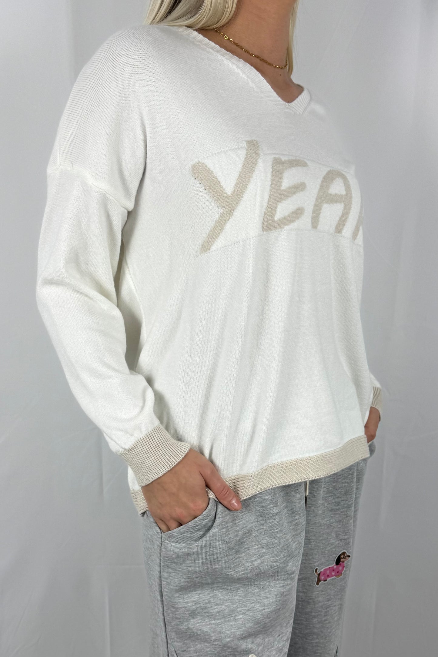 Damen Strickshirt „YEAH“-Beige