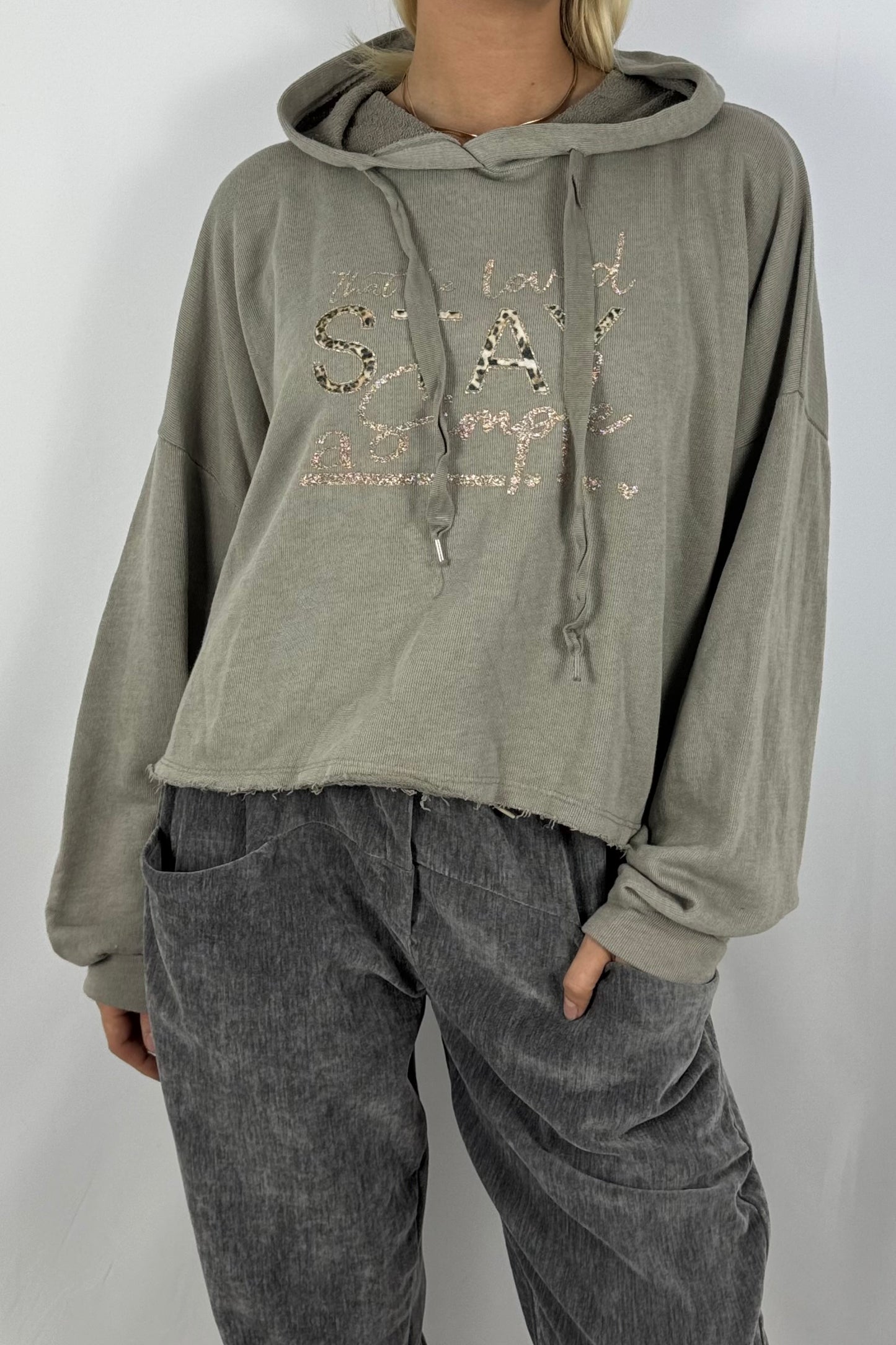 Damen Hoodie – Cropped mit Statement-Print-Mud
