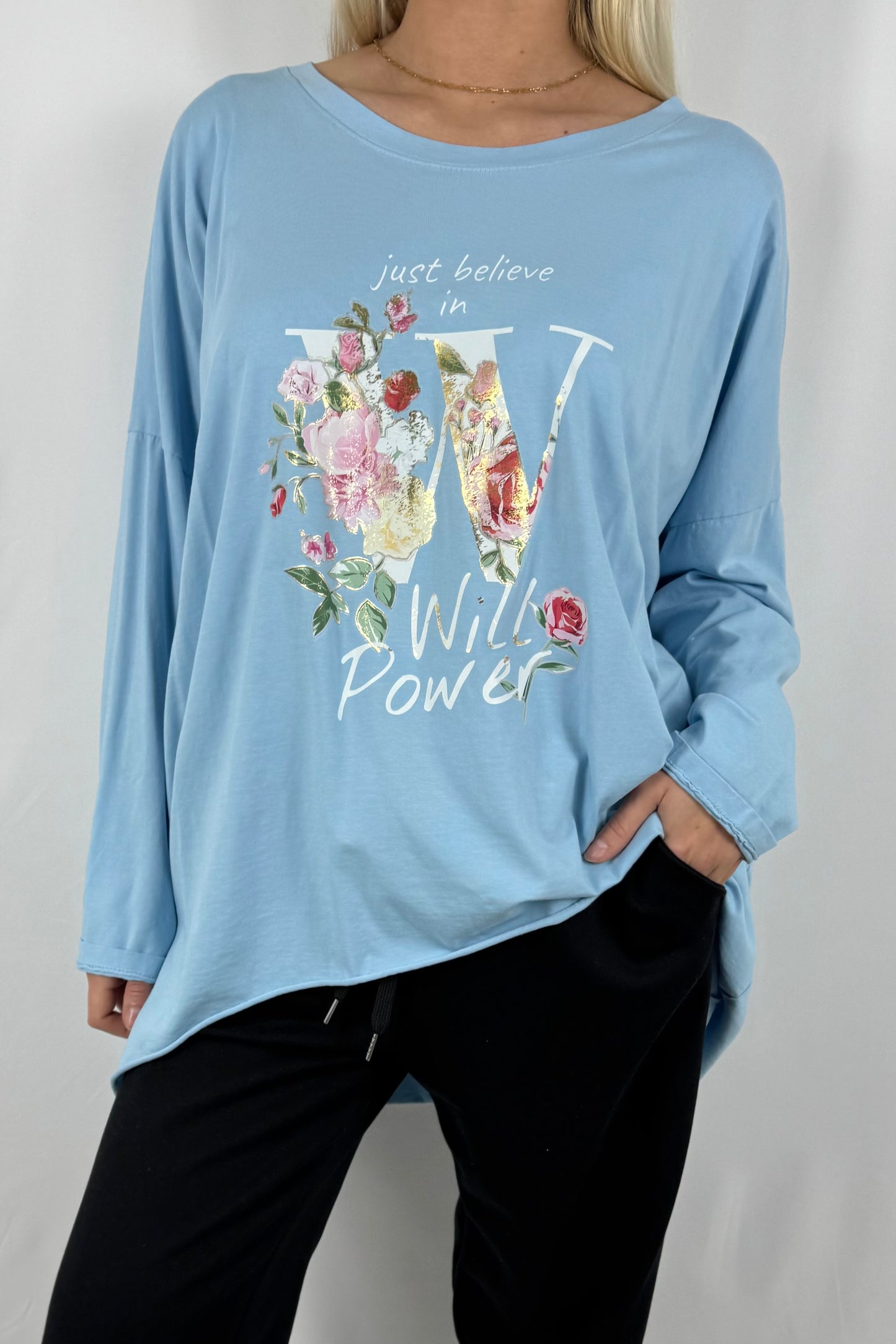 Oversize Damen Shirt mit Love Will Power Print-Hellblau