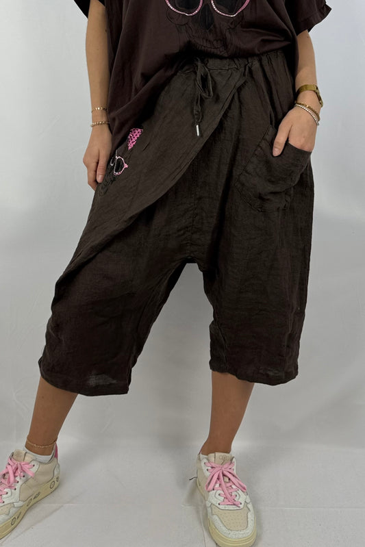 Leinen-Shorts mit Skull-Print & Neon-Details-Schoko