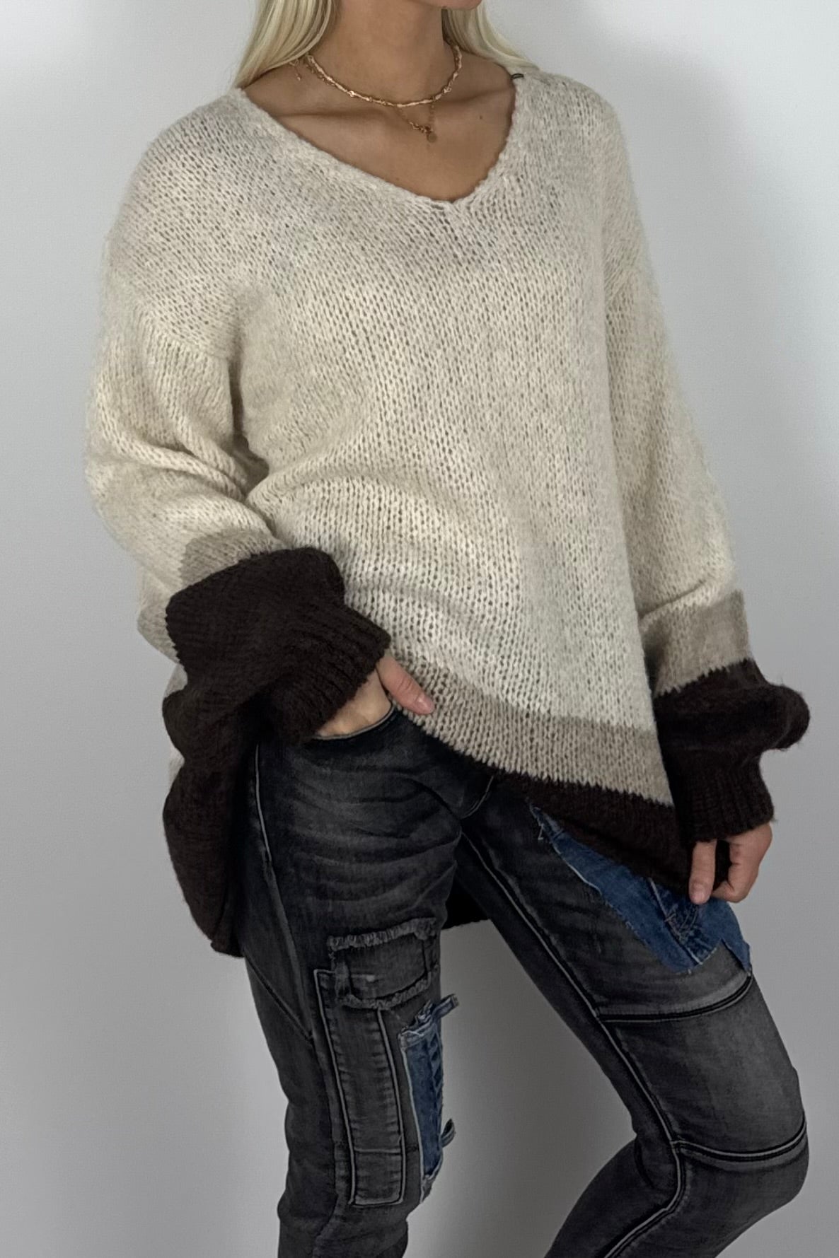 Damen Oversize Strickpullover mit V-Ausschnitt – Butter
