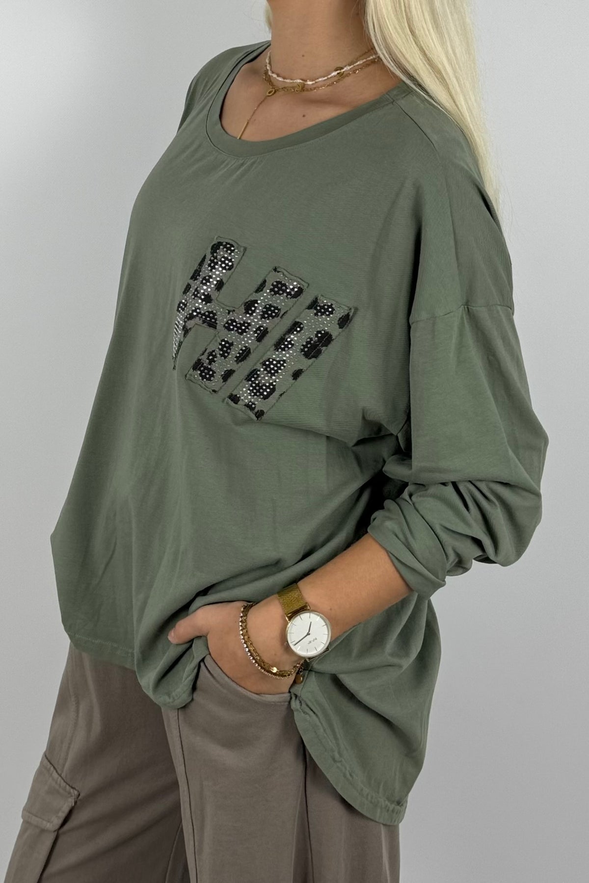 Oversize Longshirt mit Leo-Detail –Khaki