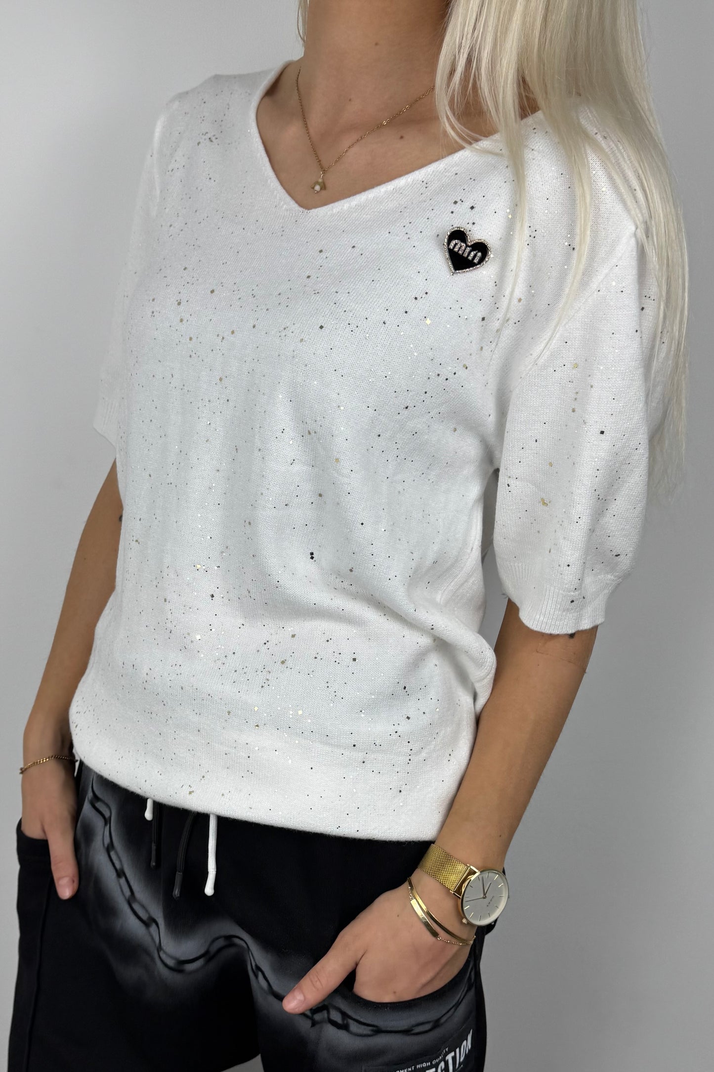 Damen Shirt mit Herz-Detail und Glitzer-Akzenten -Weiß