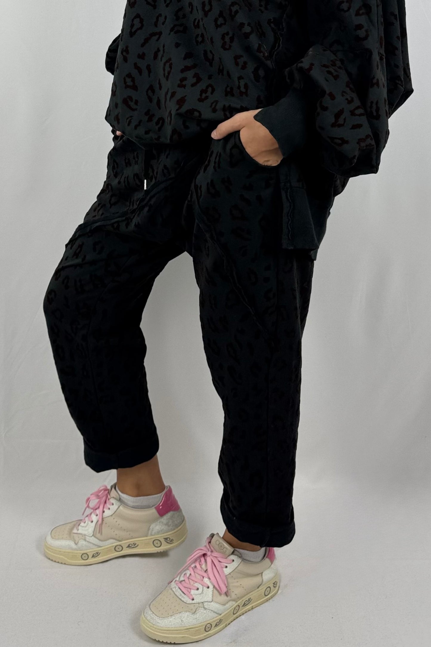 Damen Leo Jogpants – Oversize-Schwarz