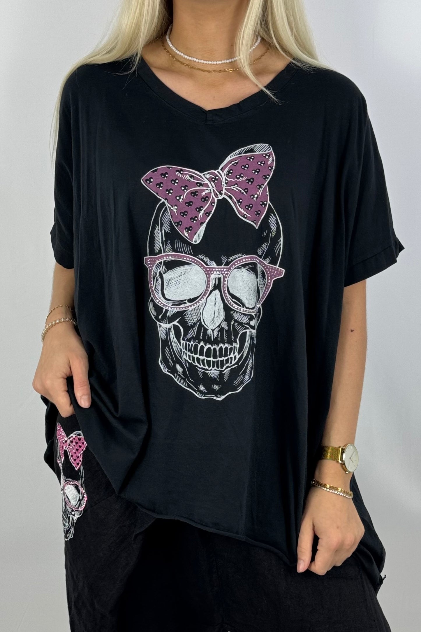 Oversize-Shirt mit Skull-Print & Neon-Details-Schwarz
