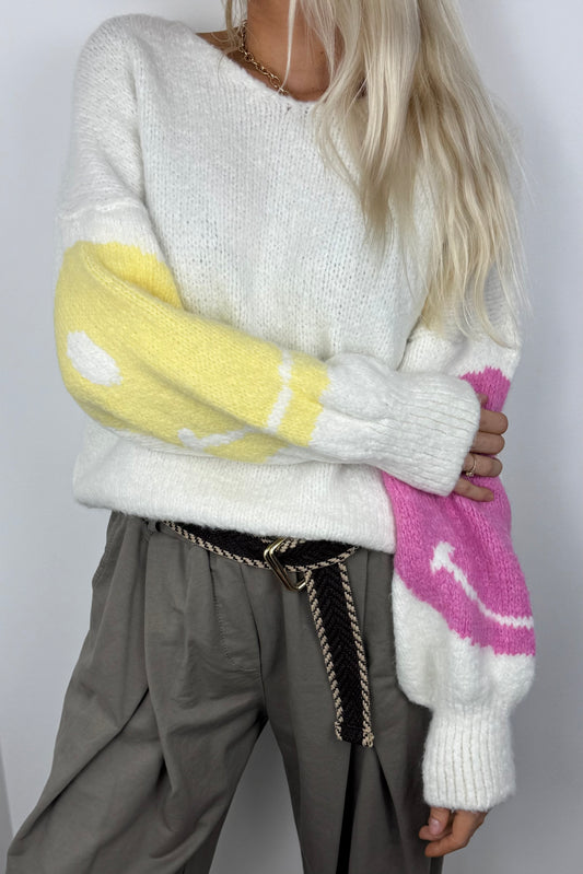 Kuscheliger Strickpullover mit Smiley-Motiv-Weiß