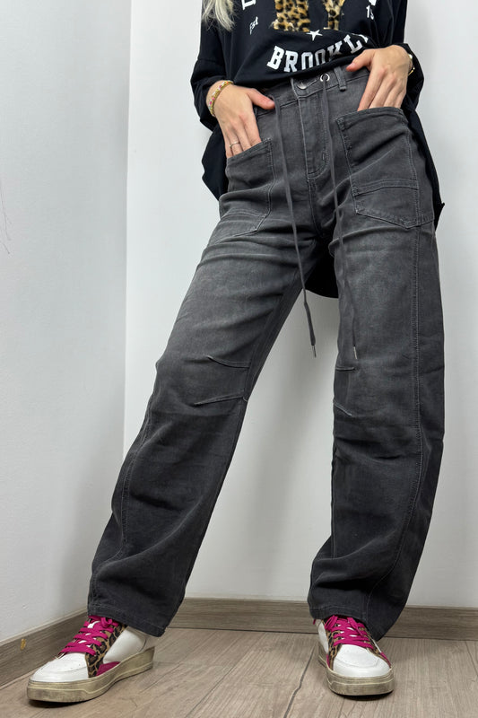 Trendige Damen-Jeans in Grau mit Kontrastnähten und Kordel