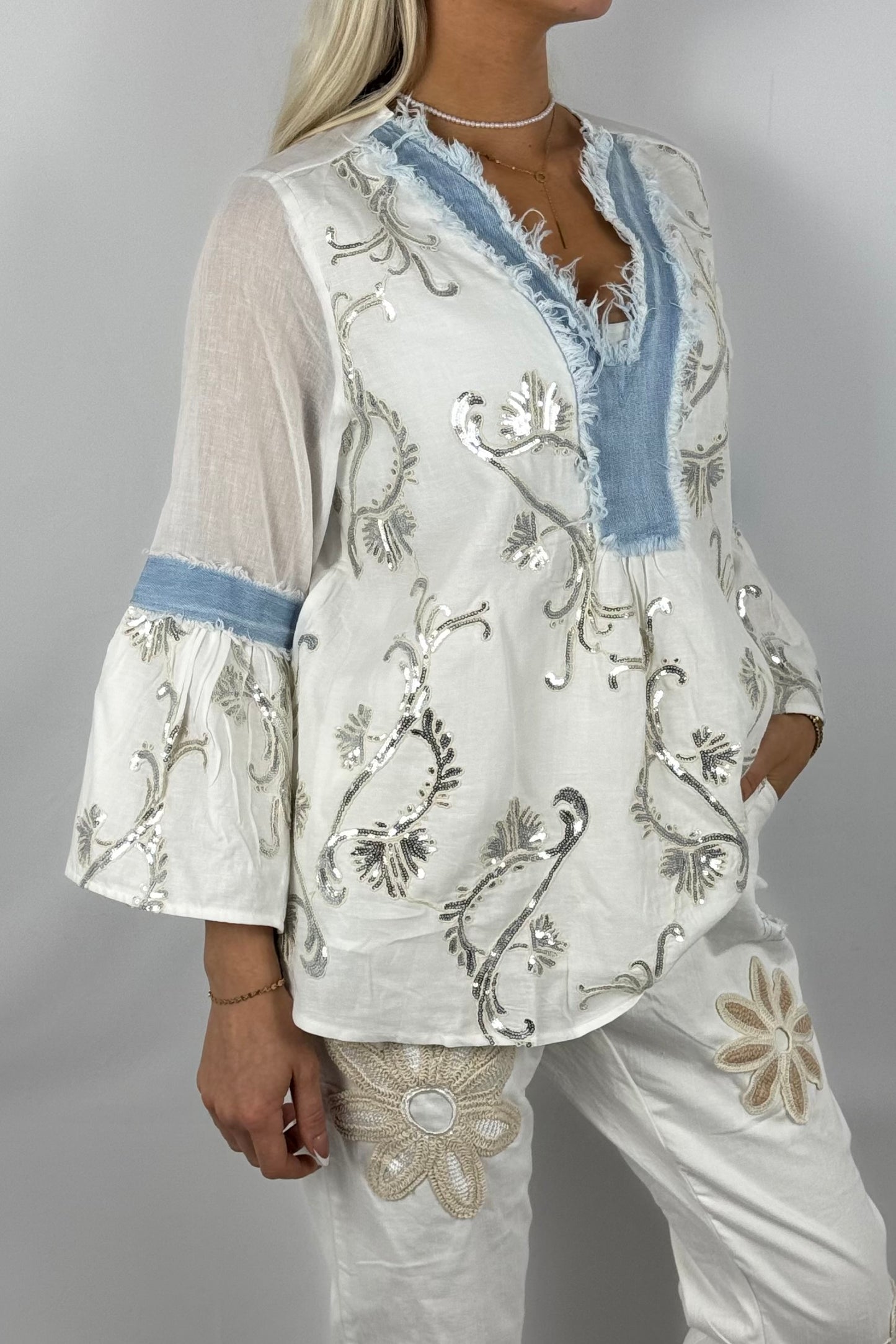 Boho-Bluse mit Paillettenstickerei-Weiß
