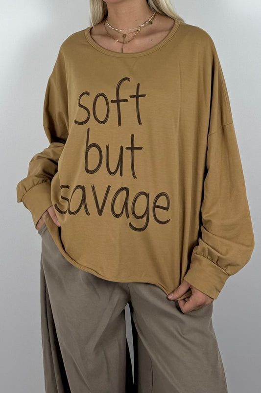 Oversize Shirt „Soft but Savage“ –Kamel