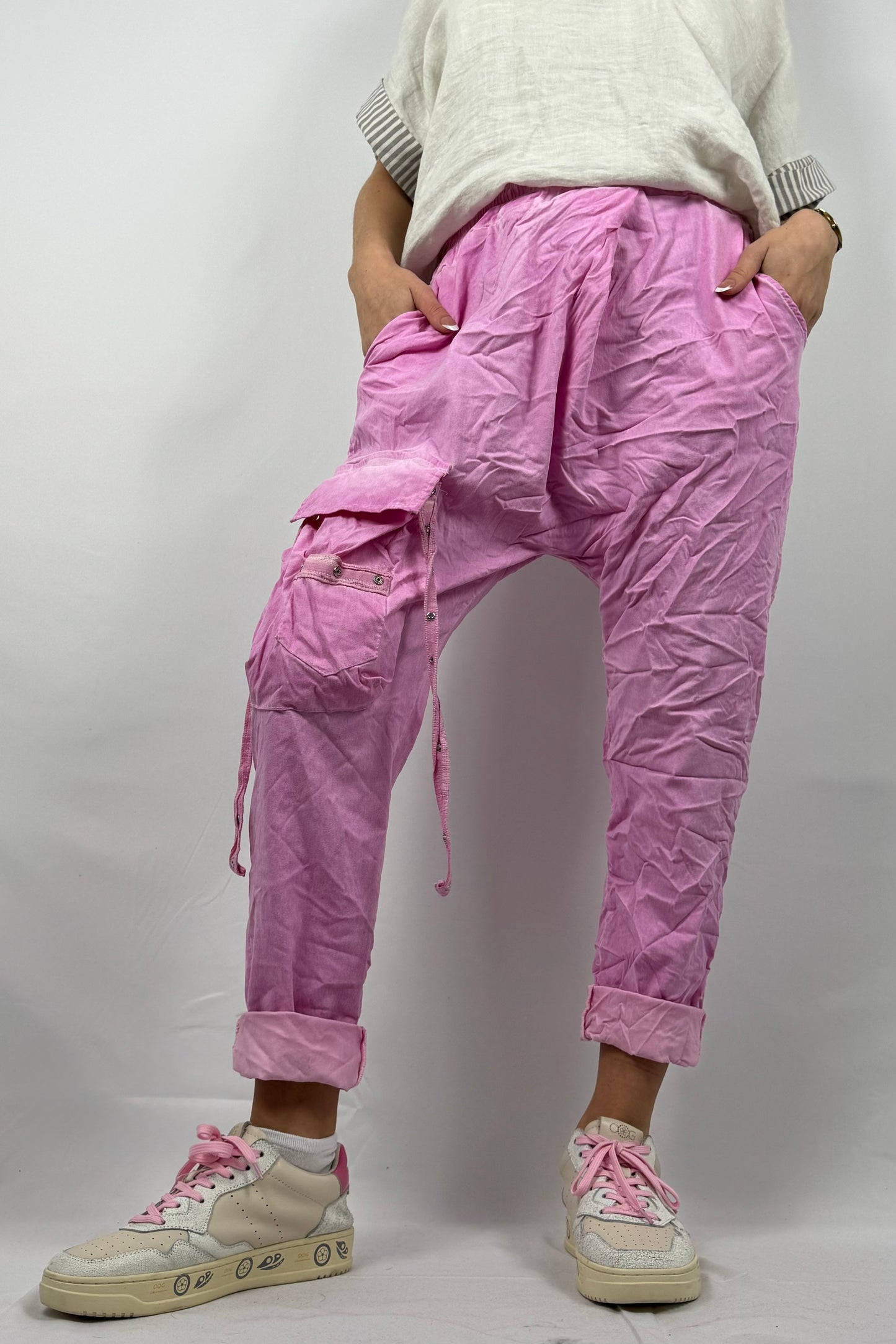 Cargo Hose mit Taschen & Knopfdetails-Pink