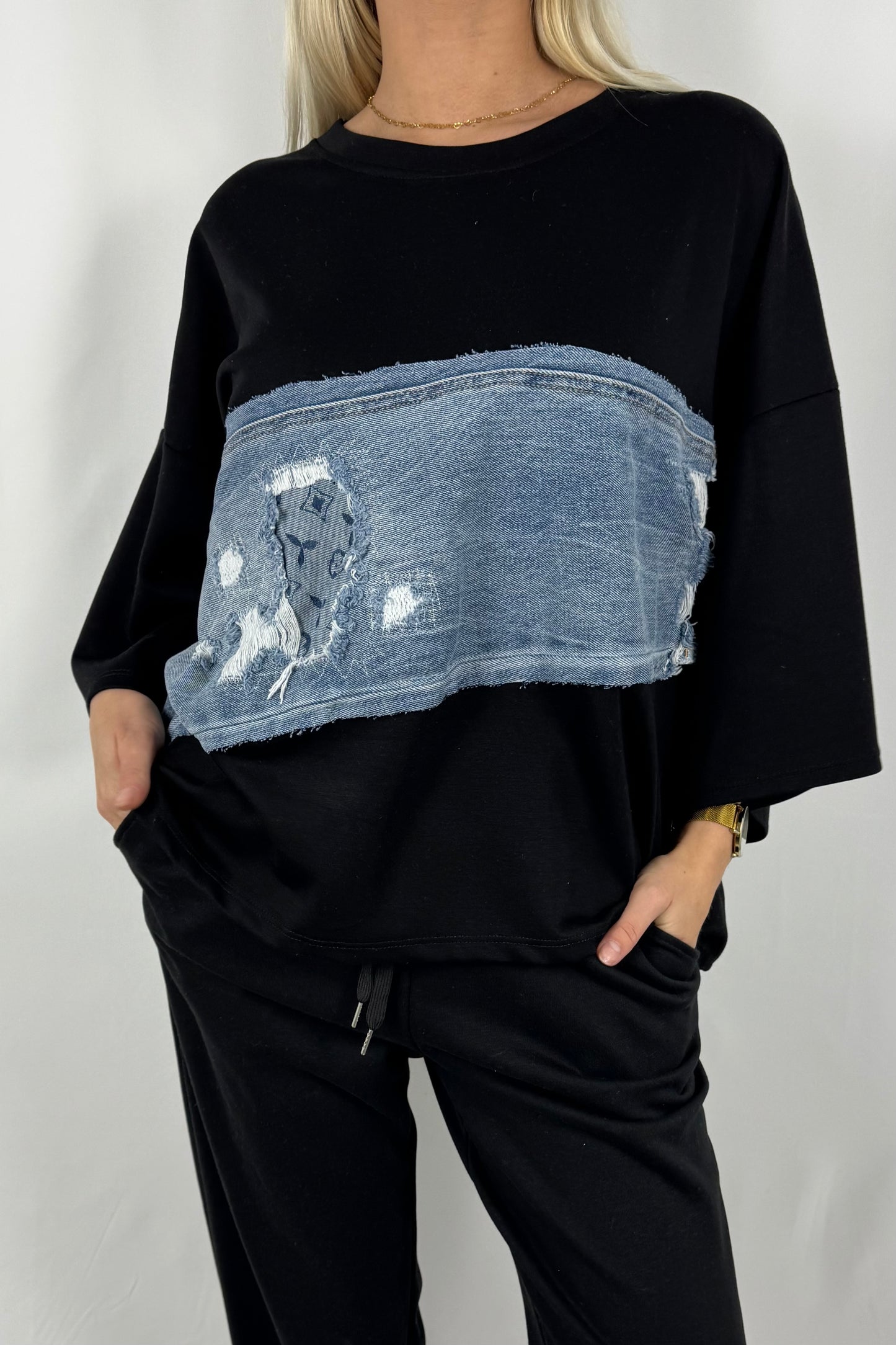 Oversize Damen Shirt mit Denim Patch und Used Look Detail-Schwarz