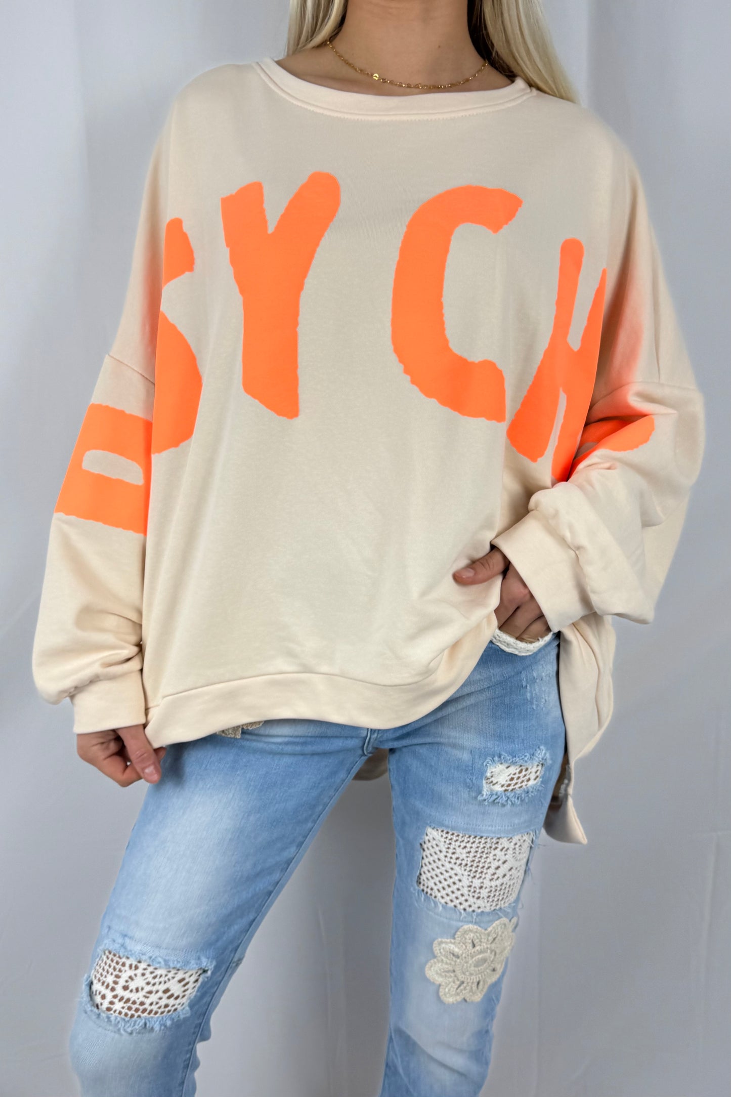 Oversize Sweatshirt mit Schriftzug „PSYCHO“-Beige