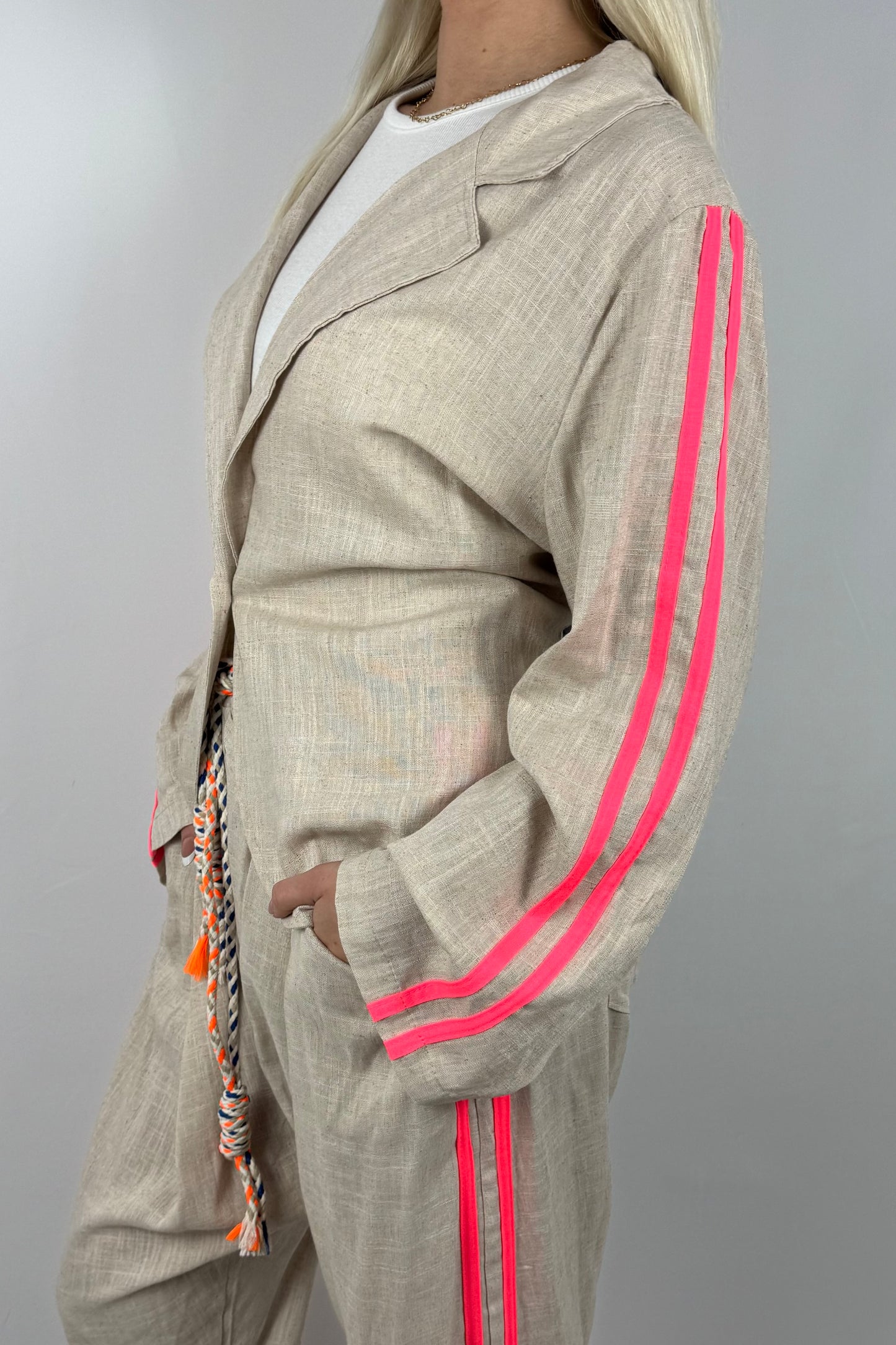 Leinen Blazer mit Streifen Detail-Pink