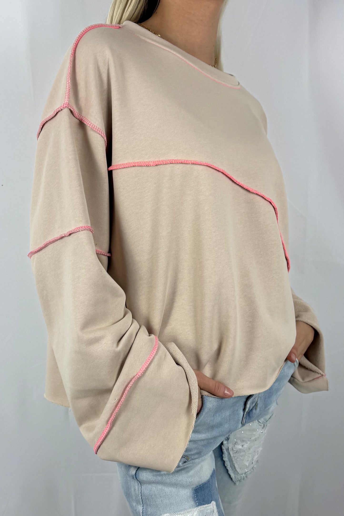 Oversize Sweatshirt mit asymmetrischer Naht –Beige