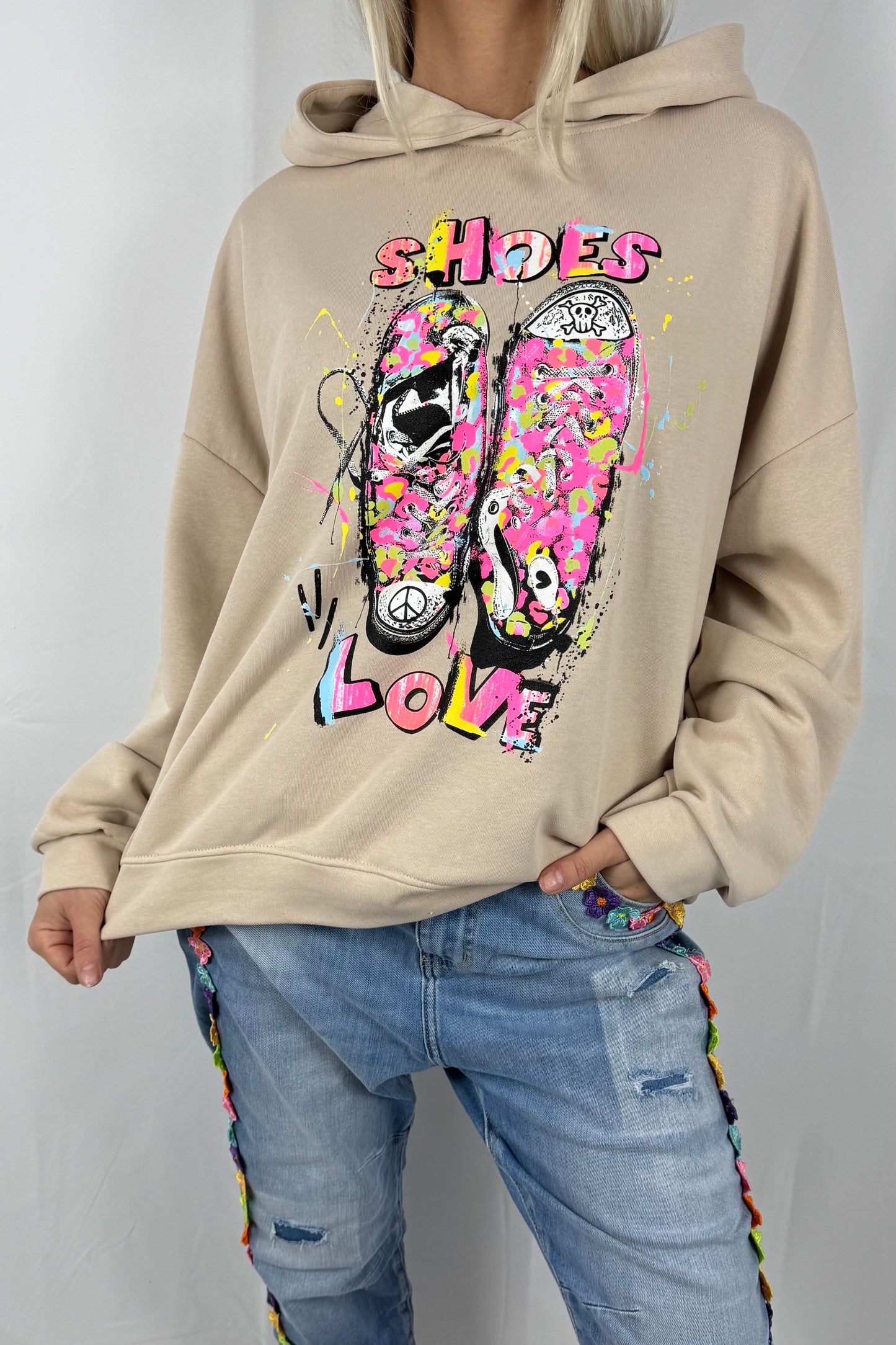 Damen Oversize Hoodie „Shoes Love“ –Beige