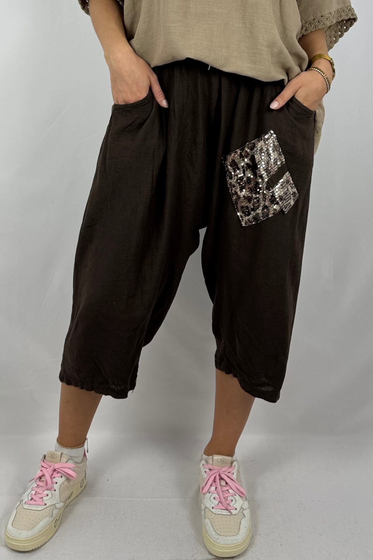 Leinen-Shorts mit Pailletten-Applikation-Schoko