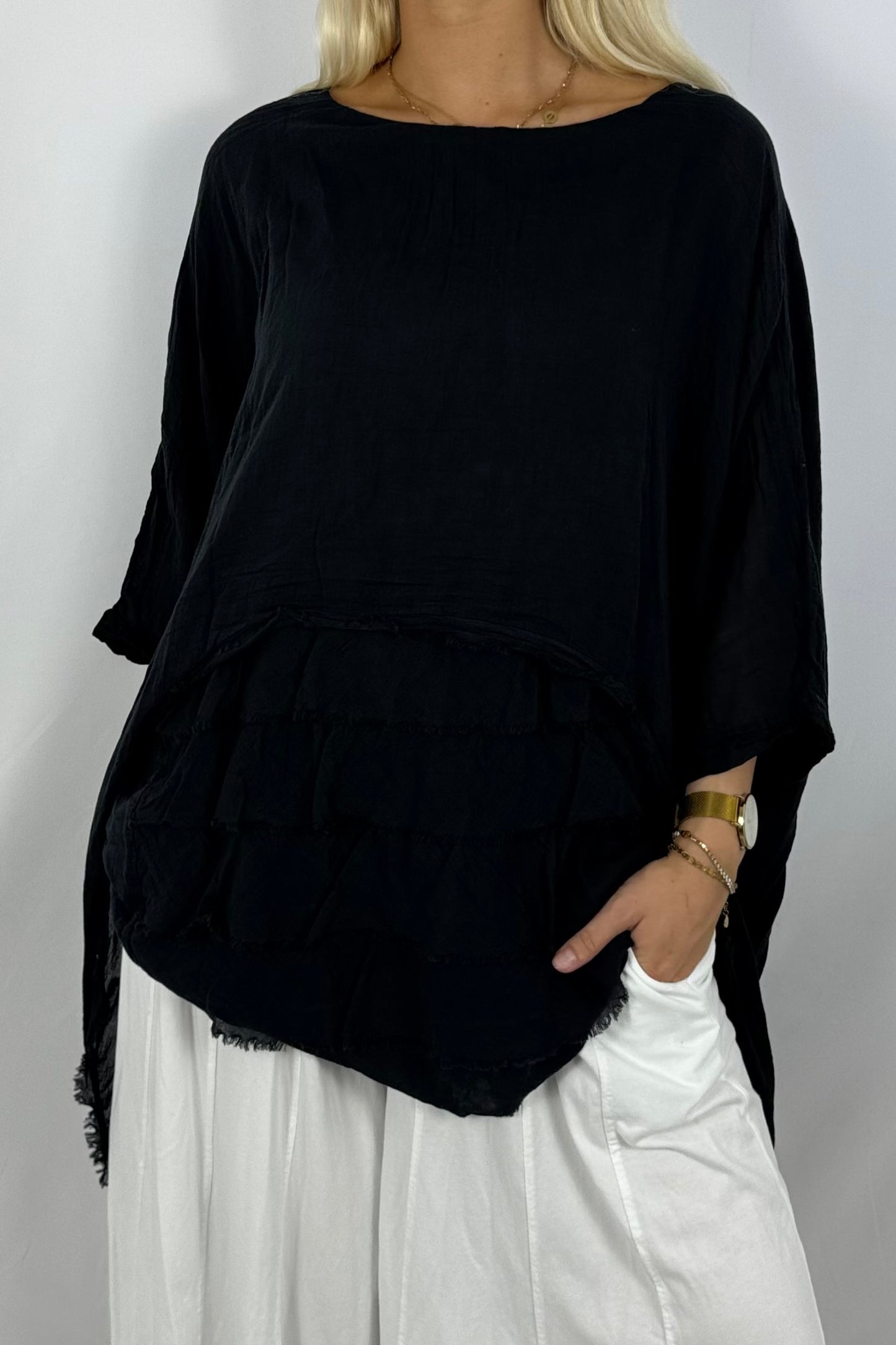 Oversize Baumwollshirt mit Volant-Rückseite-Schwarz