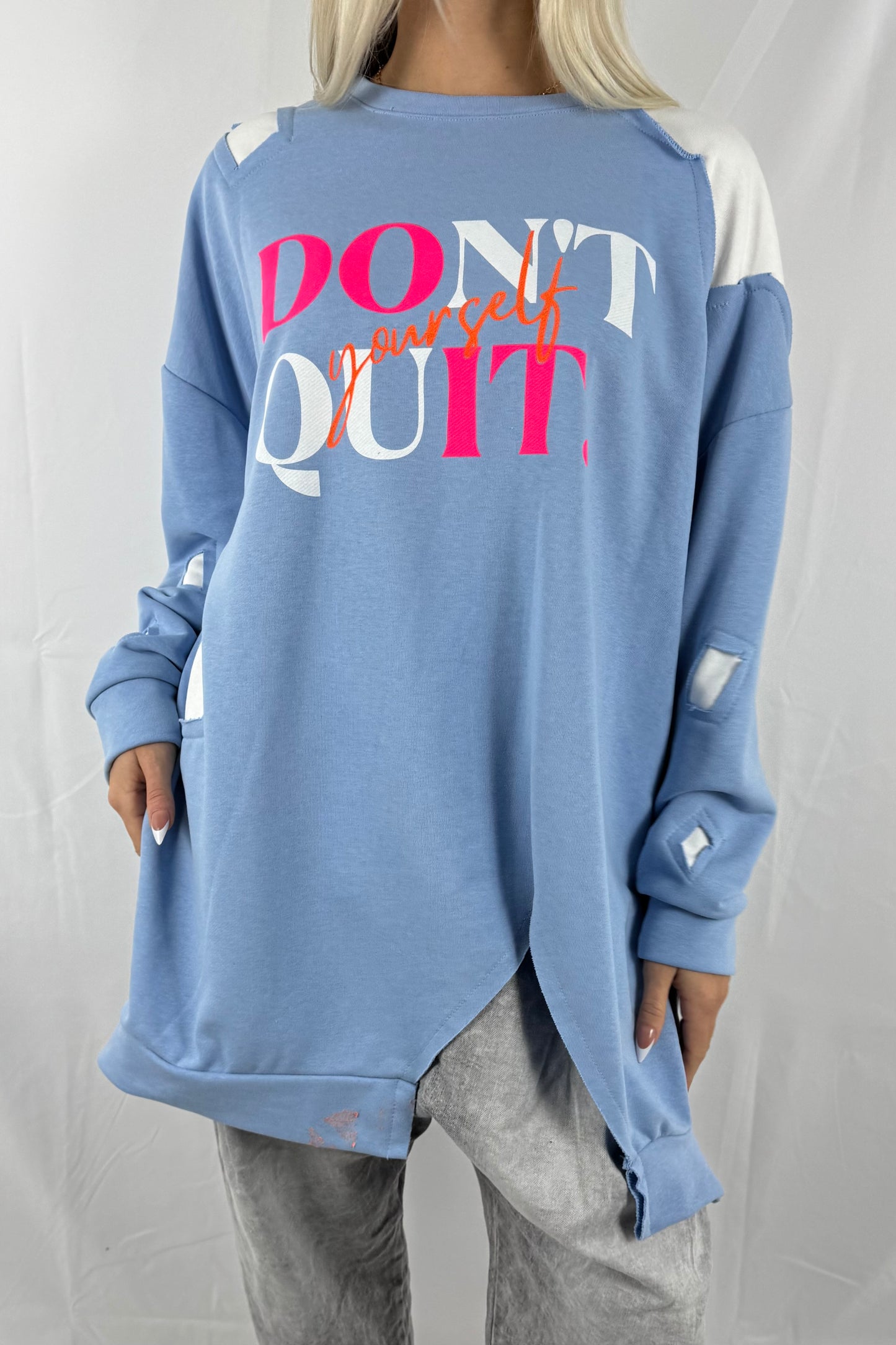 Oversize Sweatshirt mit Statement-Print –Hell Blau