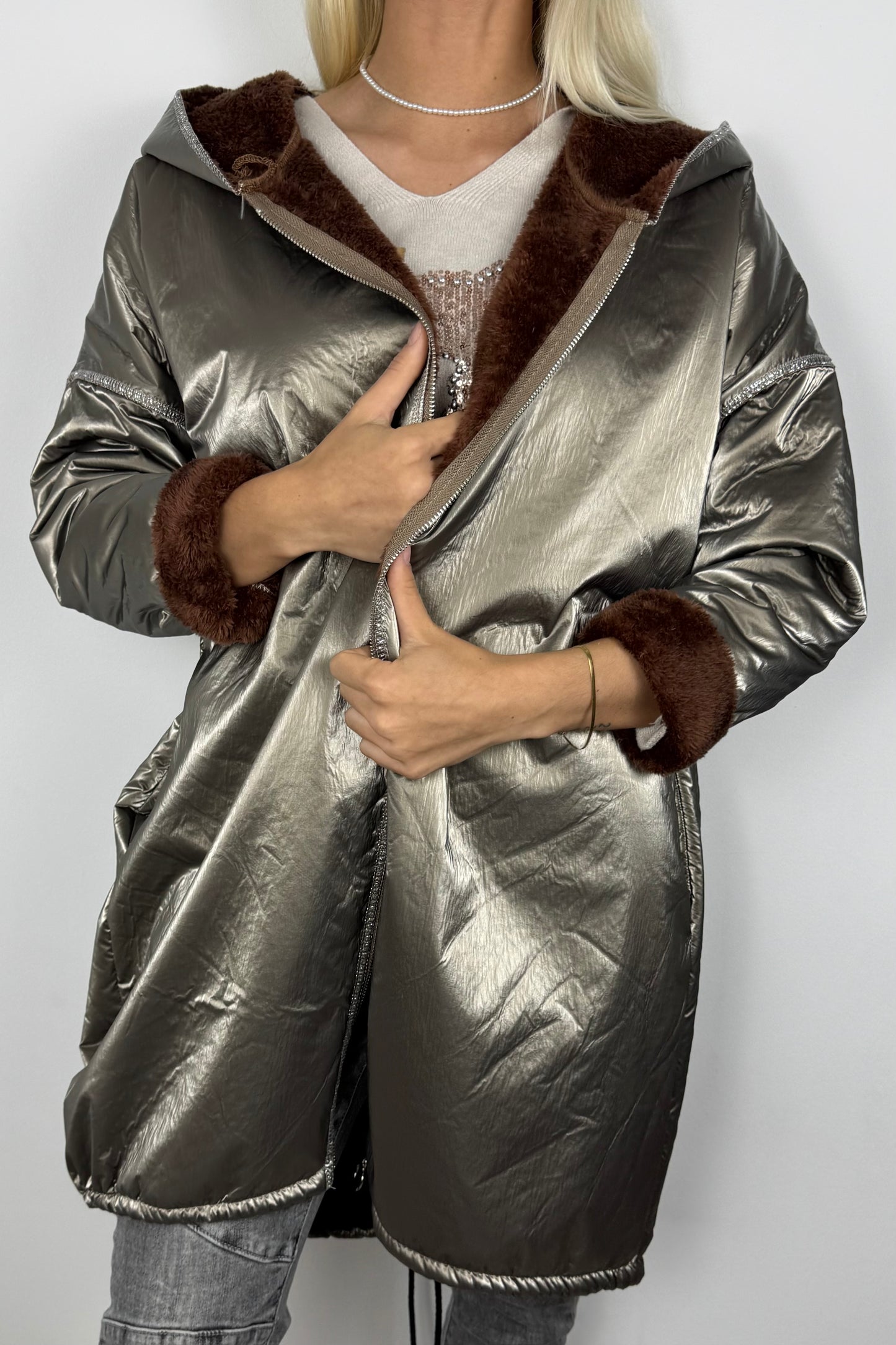 Damen Metallic-Jacke mit Teddyfutter und Reißverschluss –Gold