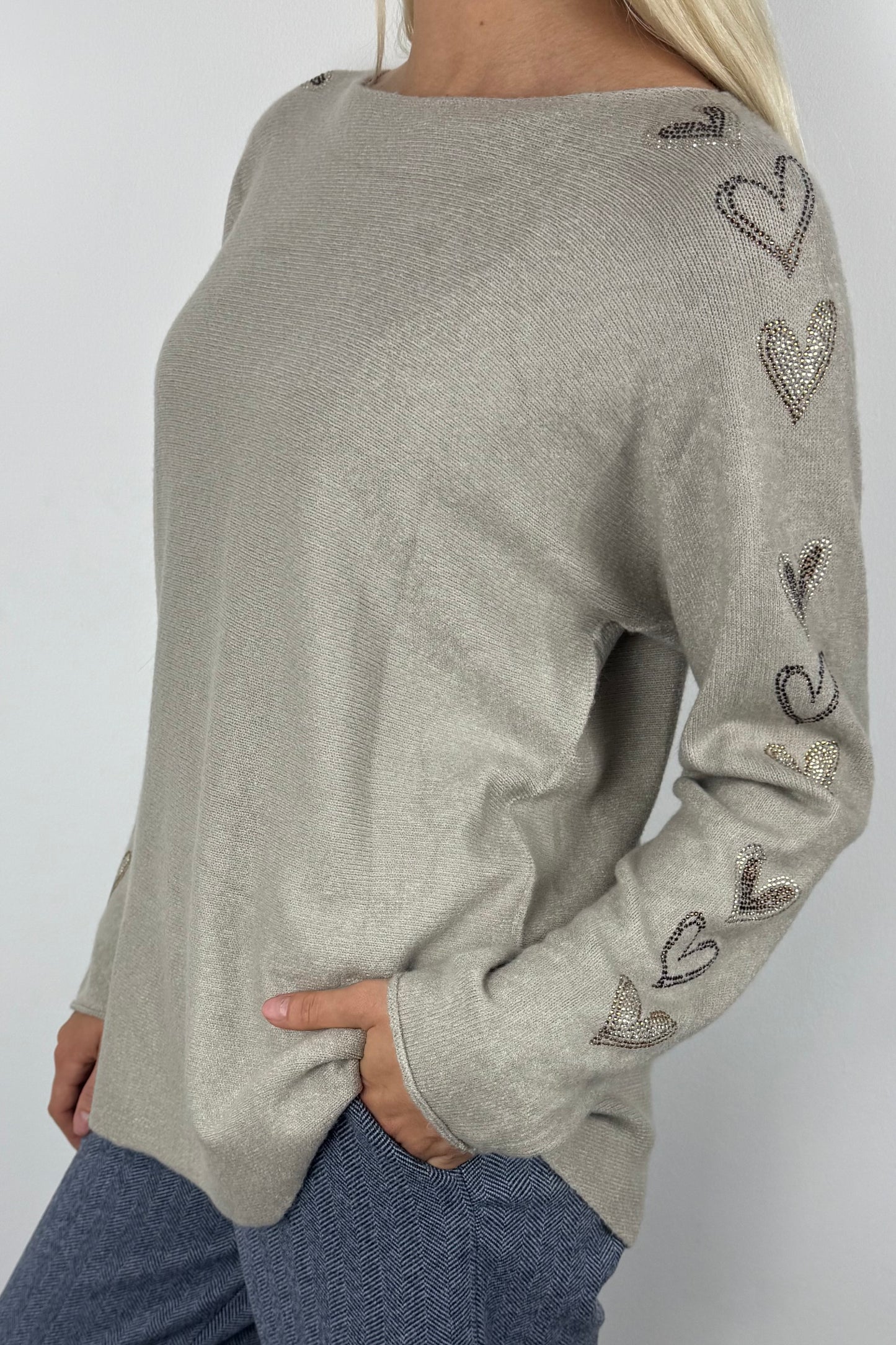 Feinstrick Pullover mit Glitzer-Herz-Details-Beige