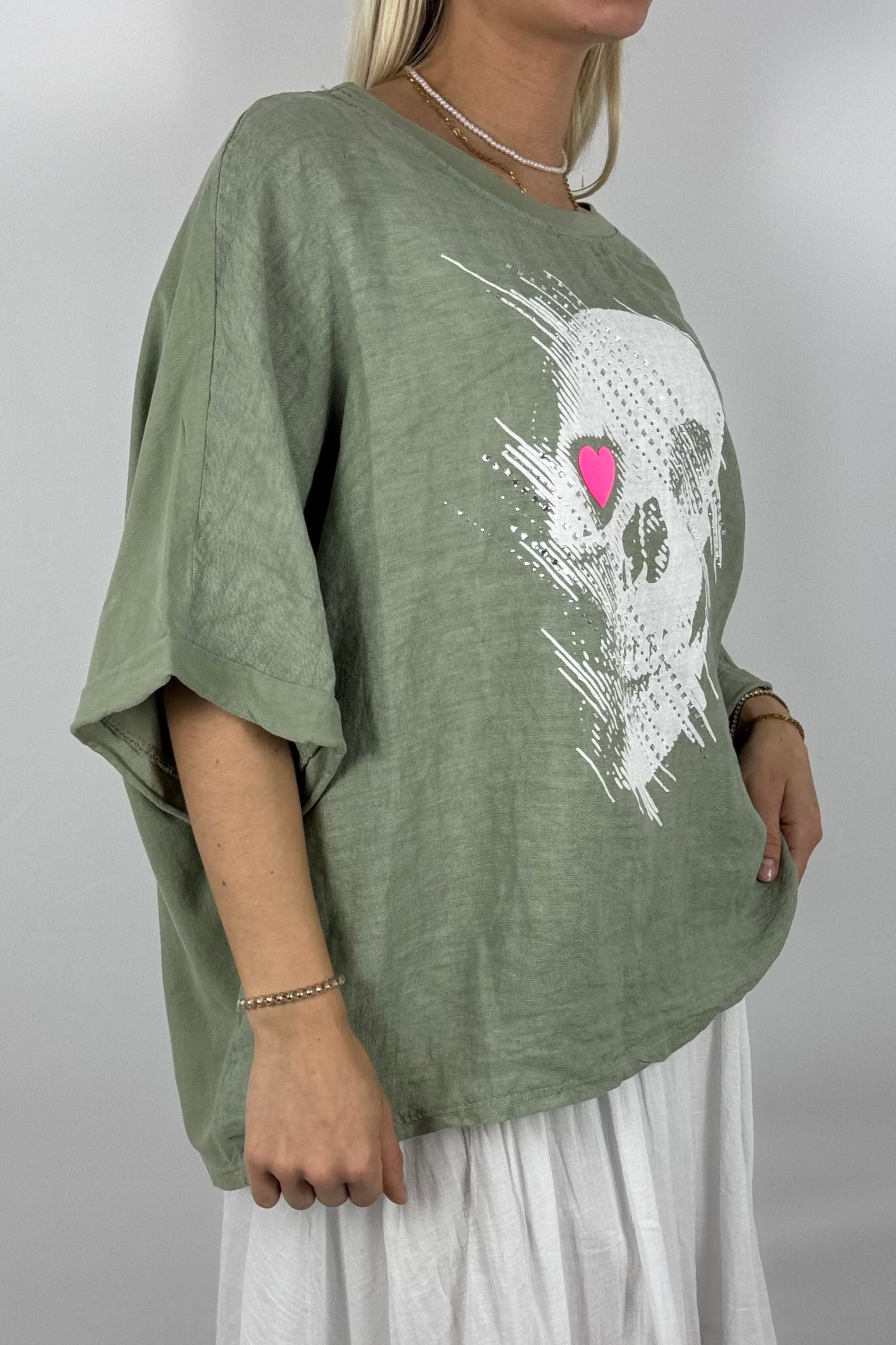Oversize Shirt mit Skull & Herz Print – Leinenmix-Khaki