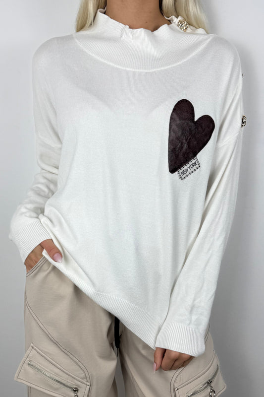 Oversize Shirt mit Herz-Patch & Zierknöpfen –Weiß