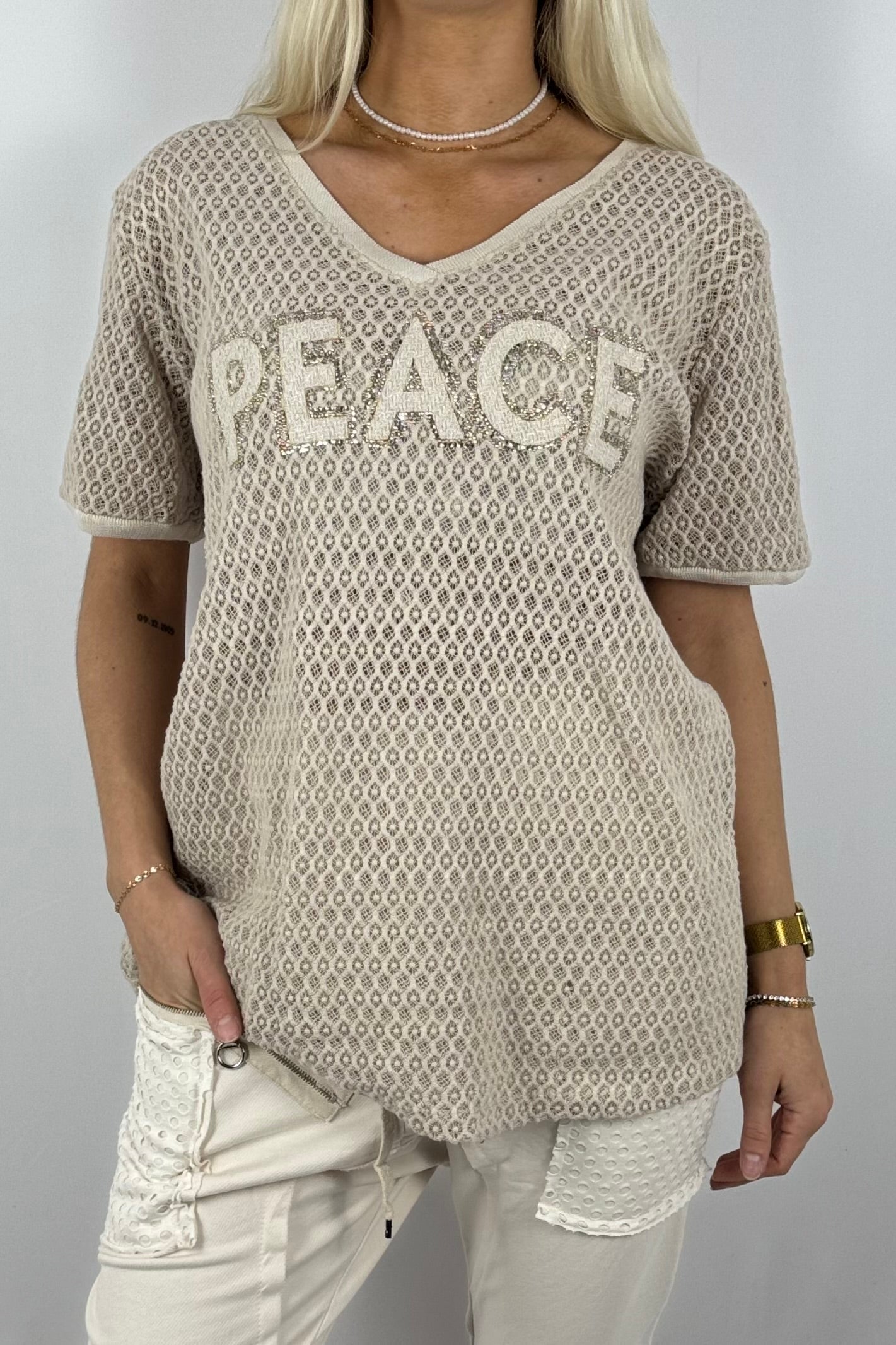 Netz-Shirt „PEACE“ mit Strass-Applikation-Beige