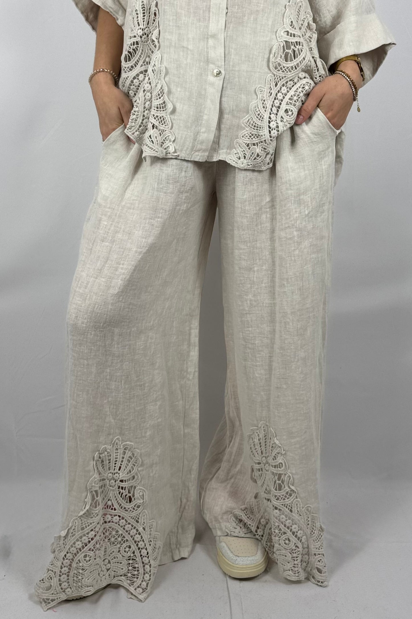 Leinen Hose mit Spitze – Luftiger Oversize Fit-Beige