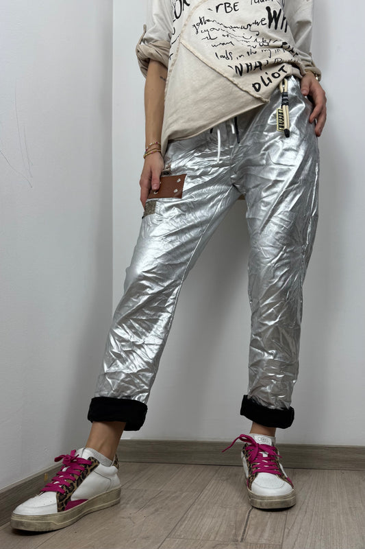 Stylische Patchwork-Joggerhose mit Zierdetails