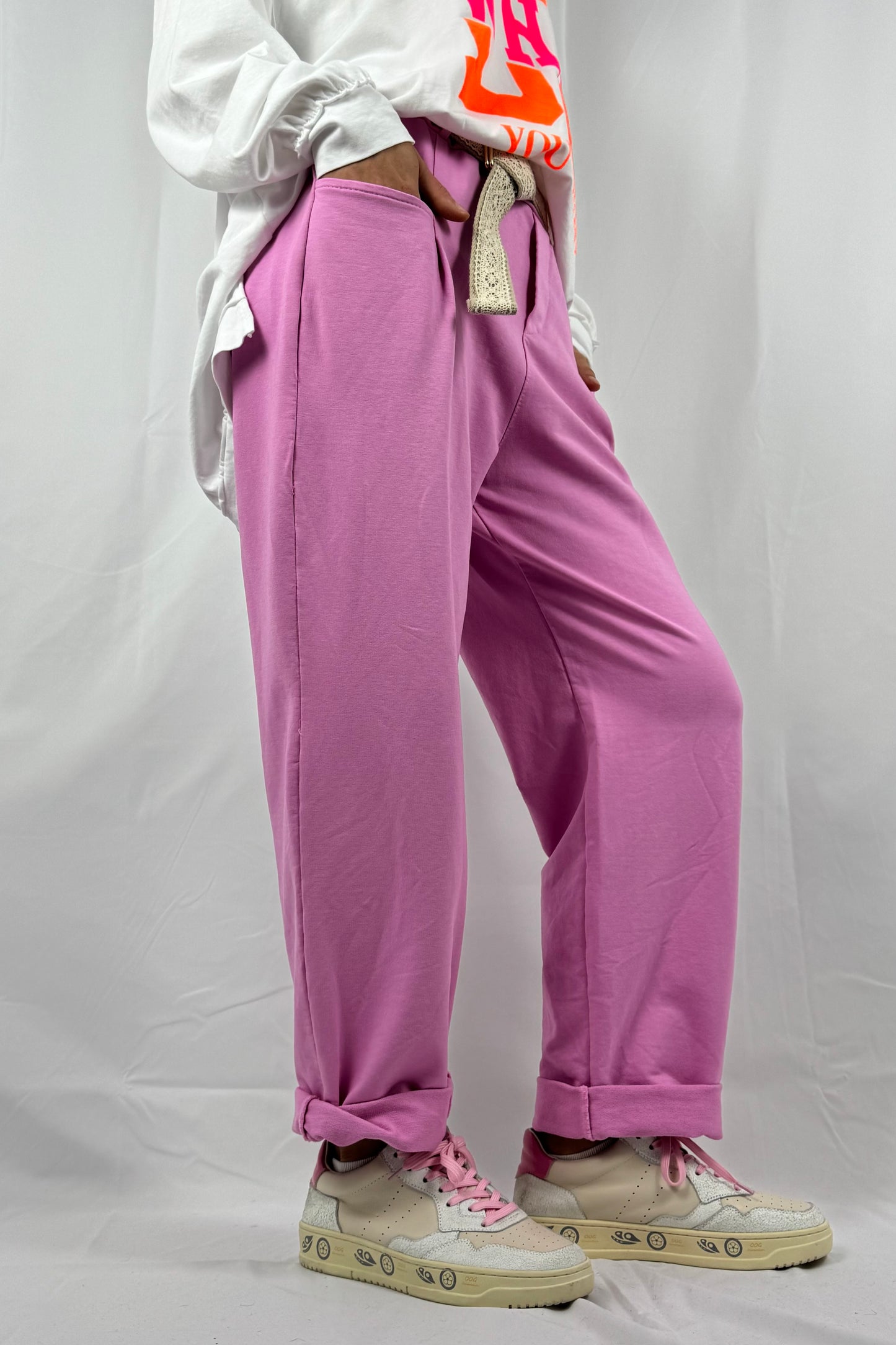 Hose mit Bindegürtel & lockerer Passform