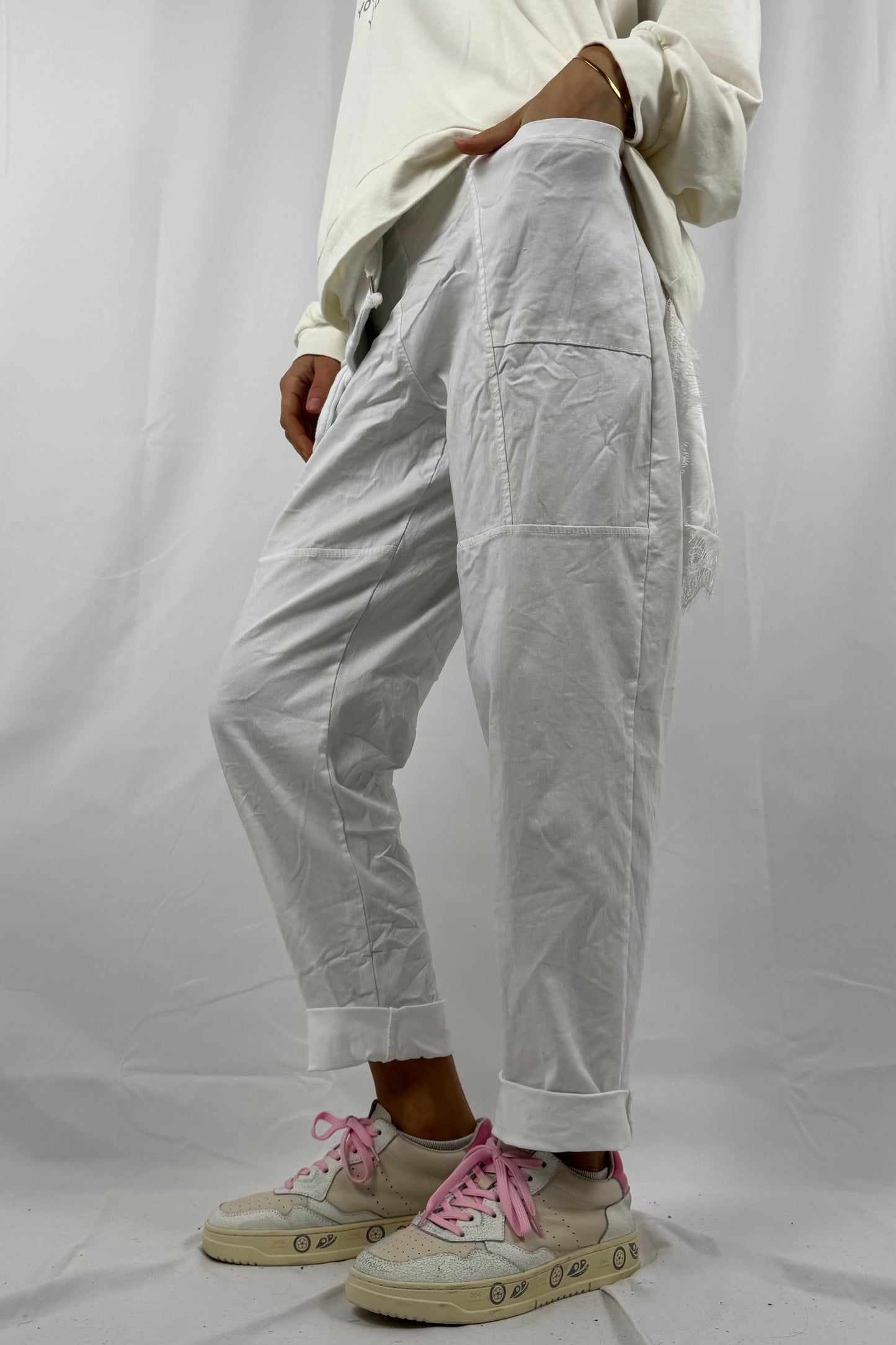 Damen Hose mit Elastikbund & Taschen-Detail-Weiß